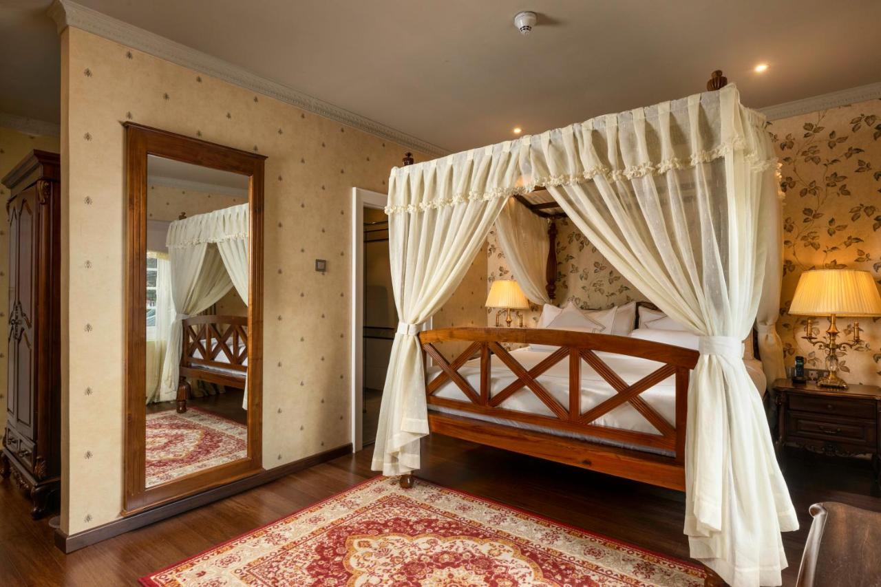 The Westbury Palace Nuwara Eliya Esterno foto