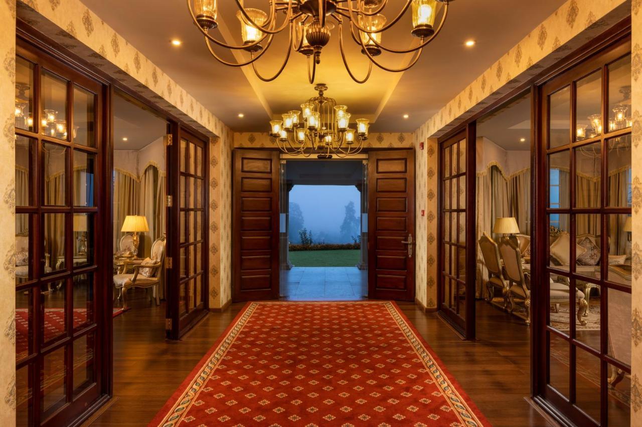 The Westbury Palace Nuwara Eliya Esterno foto