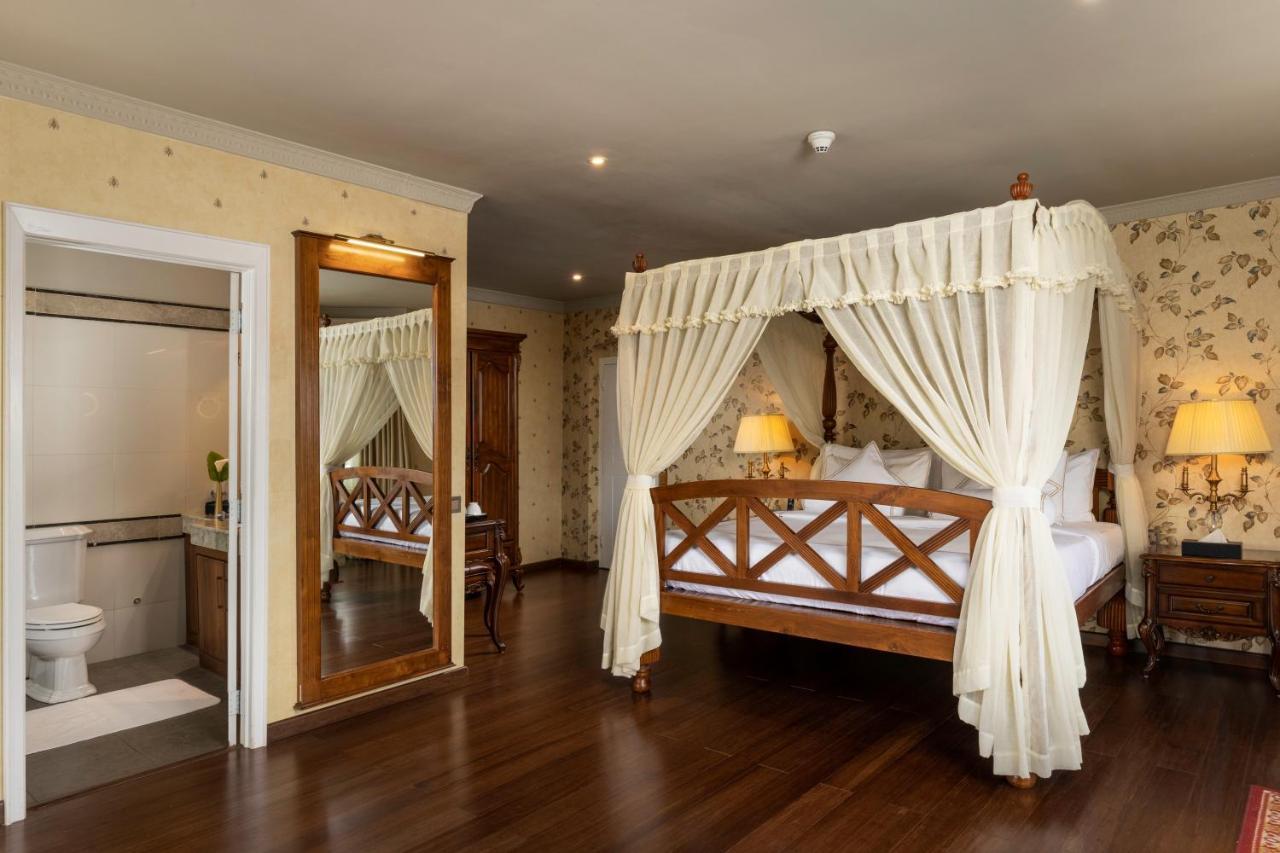 The Westbury Palace Nuwara Eliya Esterno foto
