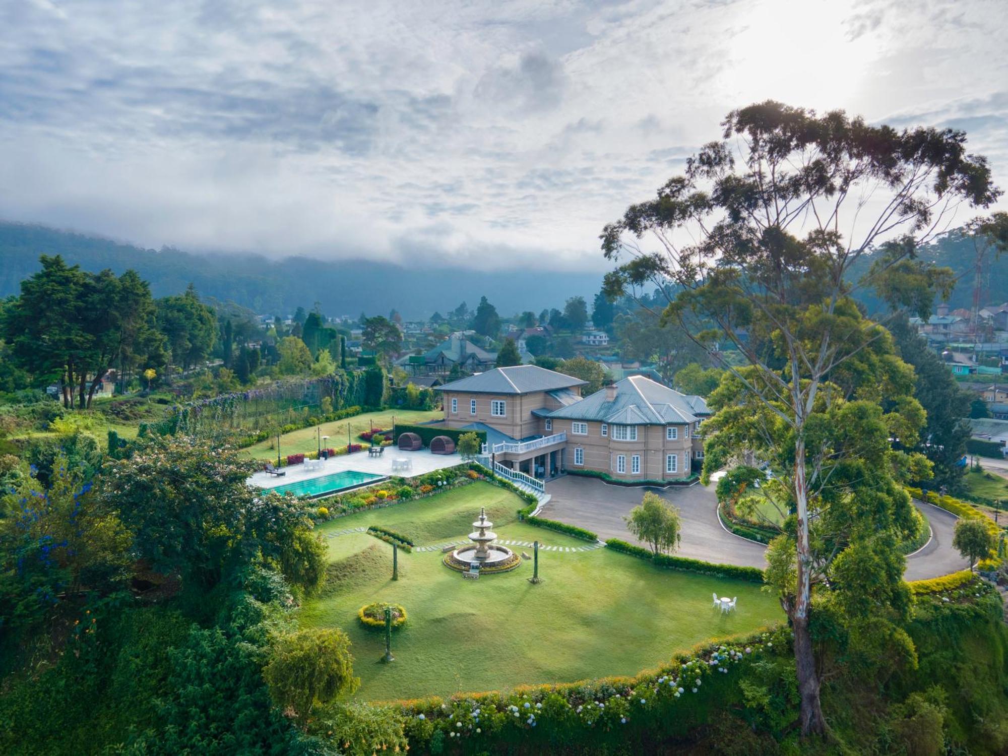 Hotel The Westbury Palace Nuwara Eliya Esterno foto